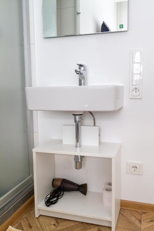 Apartment Hot Spot