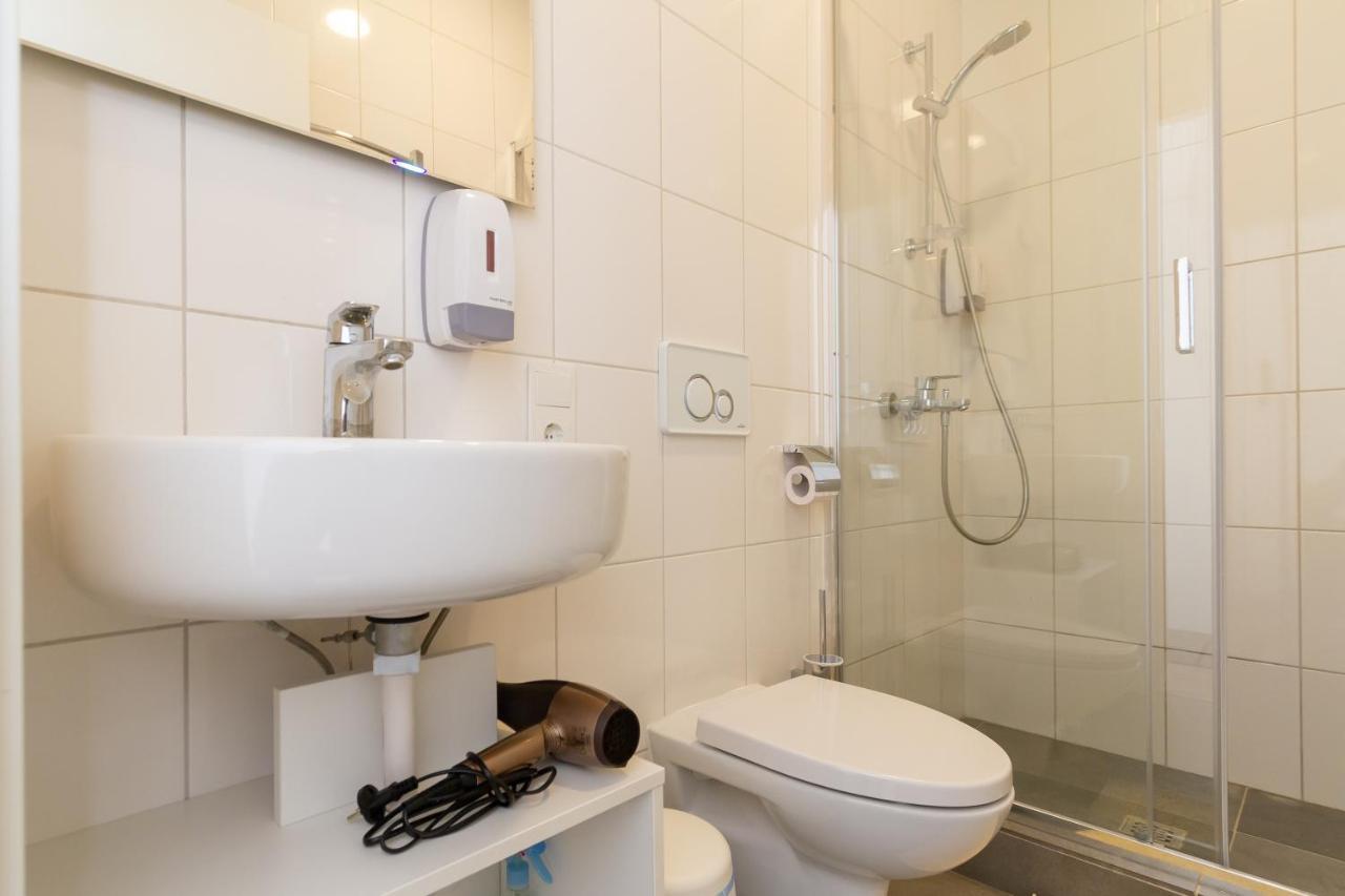 Apartment Hot Spot *